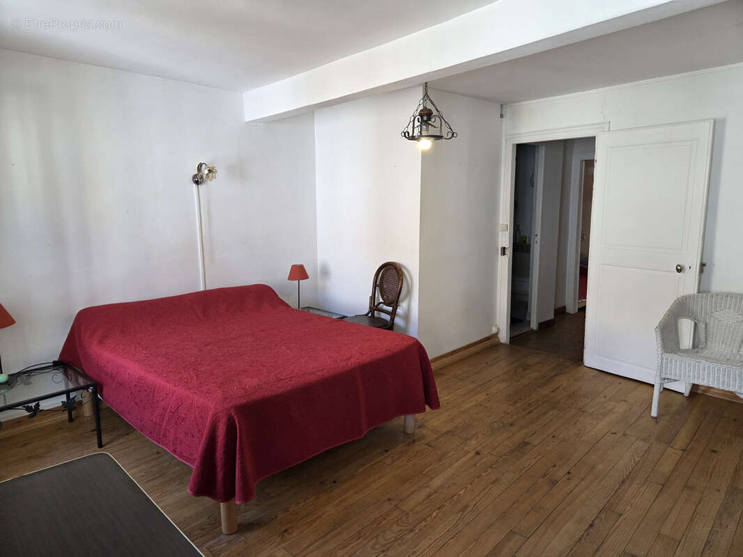 Maison à LES CABANNES