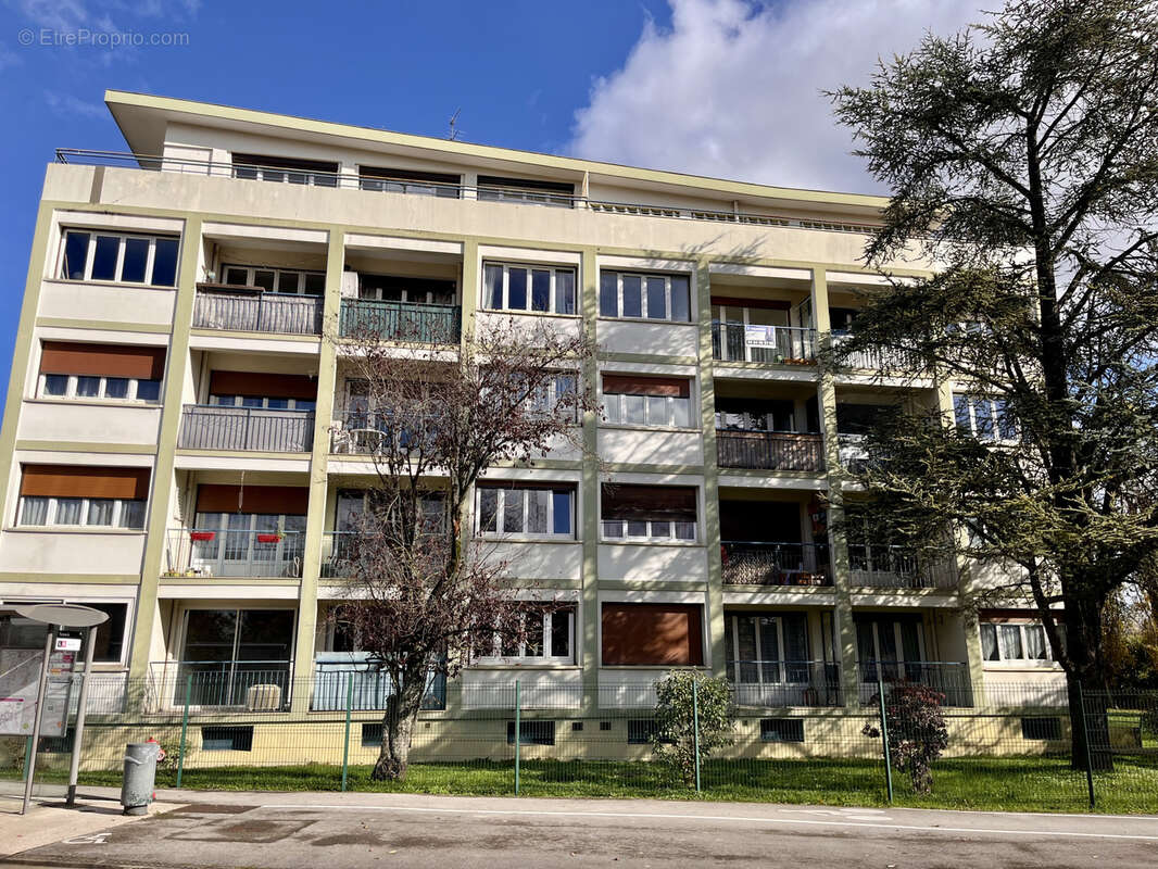 Appartement à LONGVIC