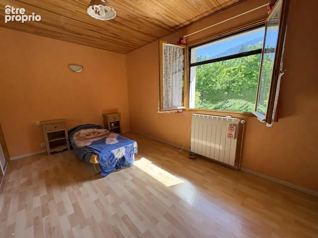 Maison 8 pièces 153 m² à vendre à Gruffy (74540) - photo 8
