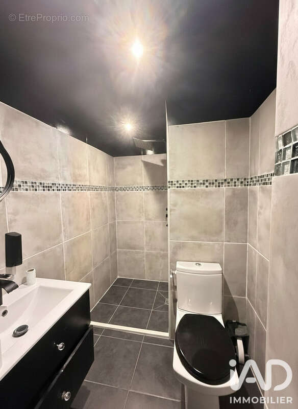 Maison 121 m² à Savigny-Le-Temple  - photo 7