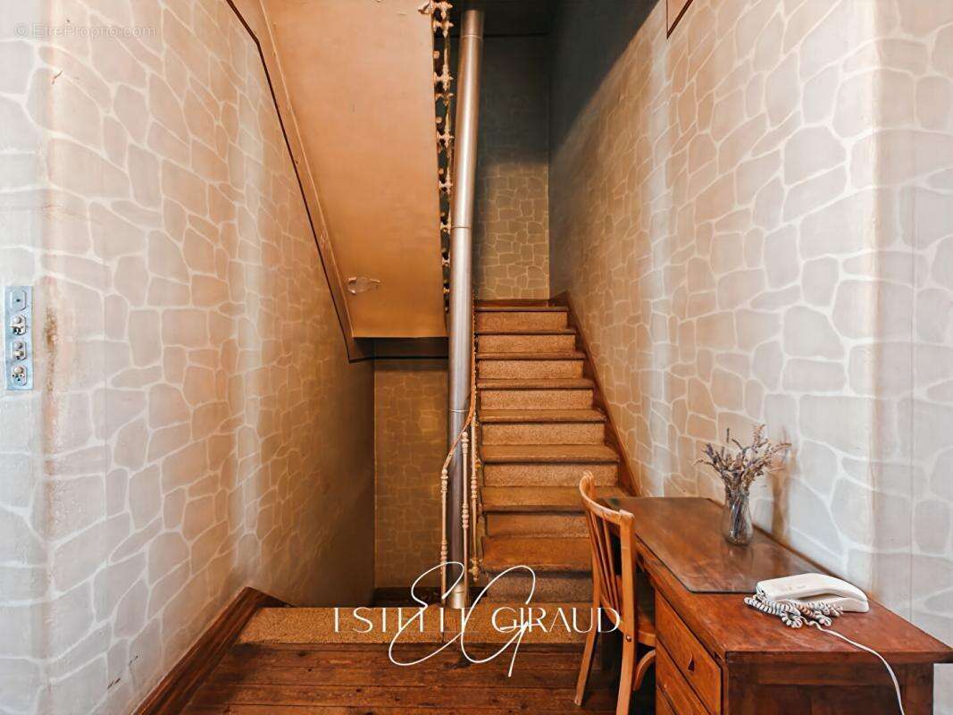 Maison à CAUNES-MINERVOIS