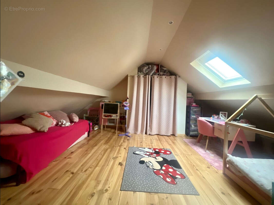 Maison à SARTROUVILLE