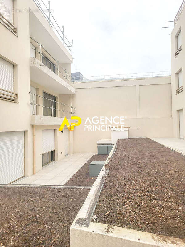 Appartement à SARTROUVILLE