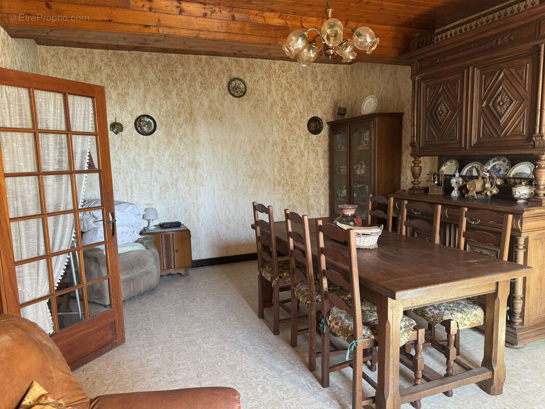 Maison à LORMES