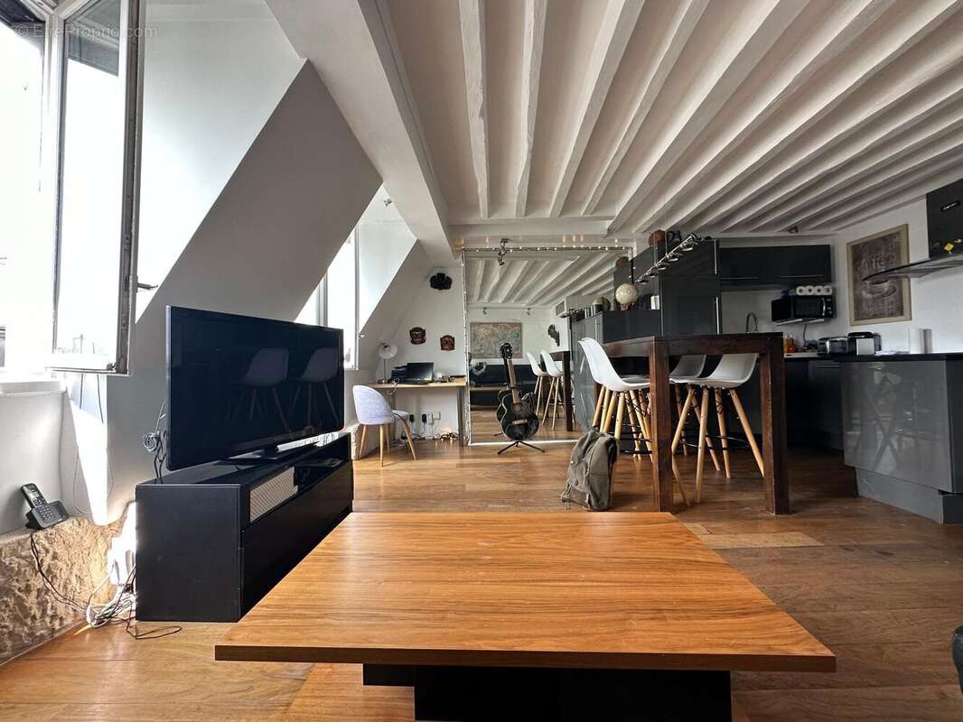 Appartement à PARIS-4E