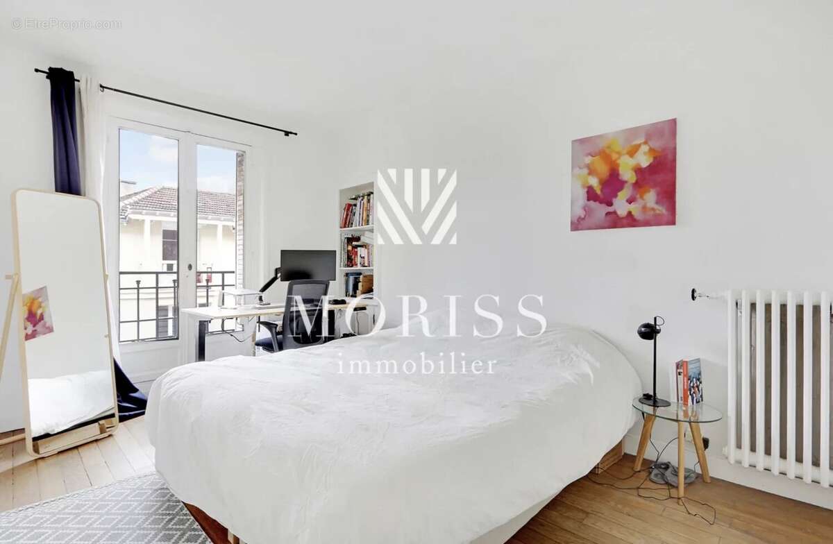 Appartement à LES LILAS