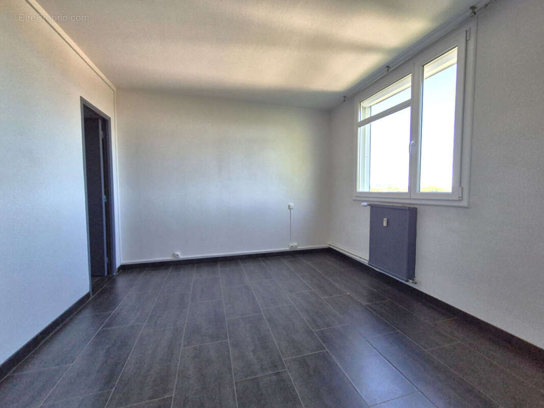 Appartement à BILLERE