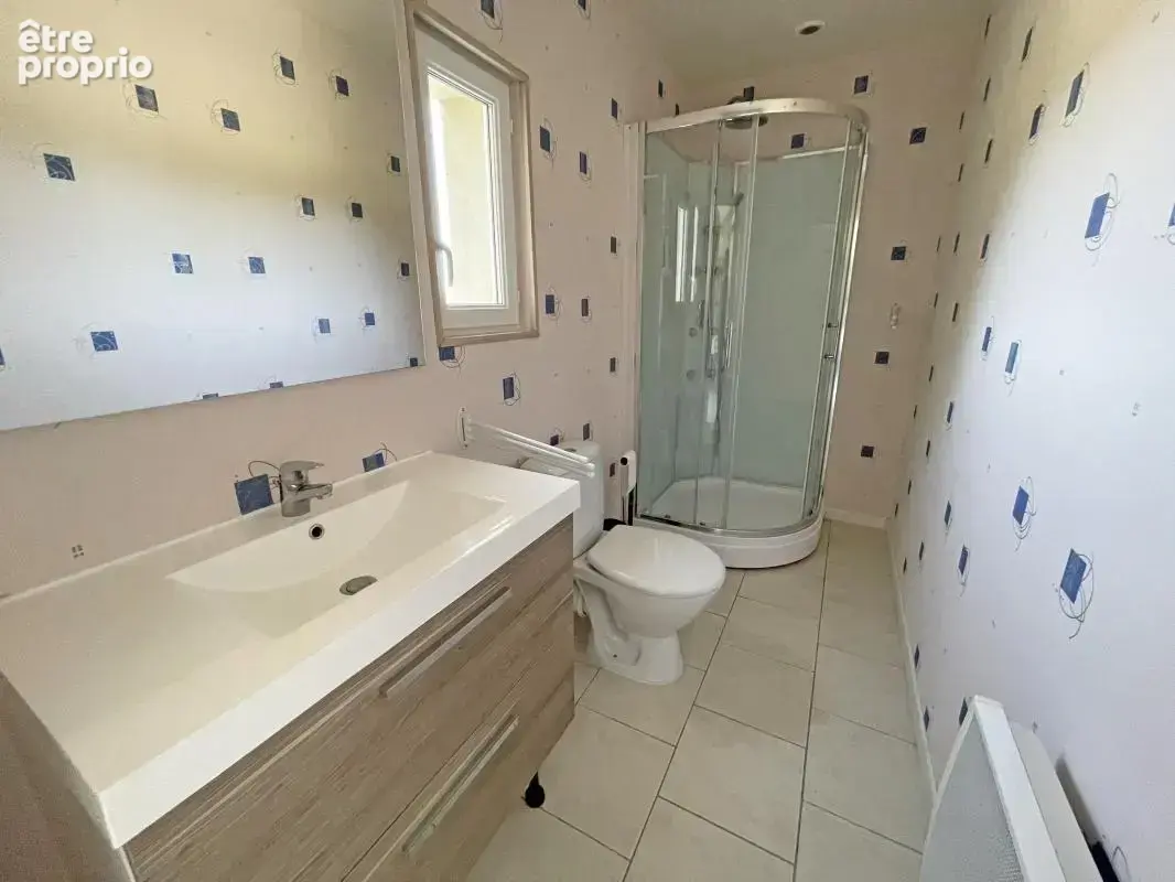 Propriété avec gîtes et chambres d'hôtes avec étang - photo 19