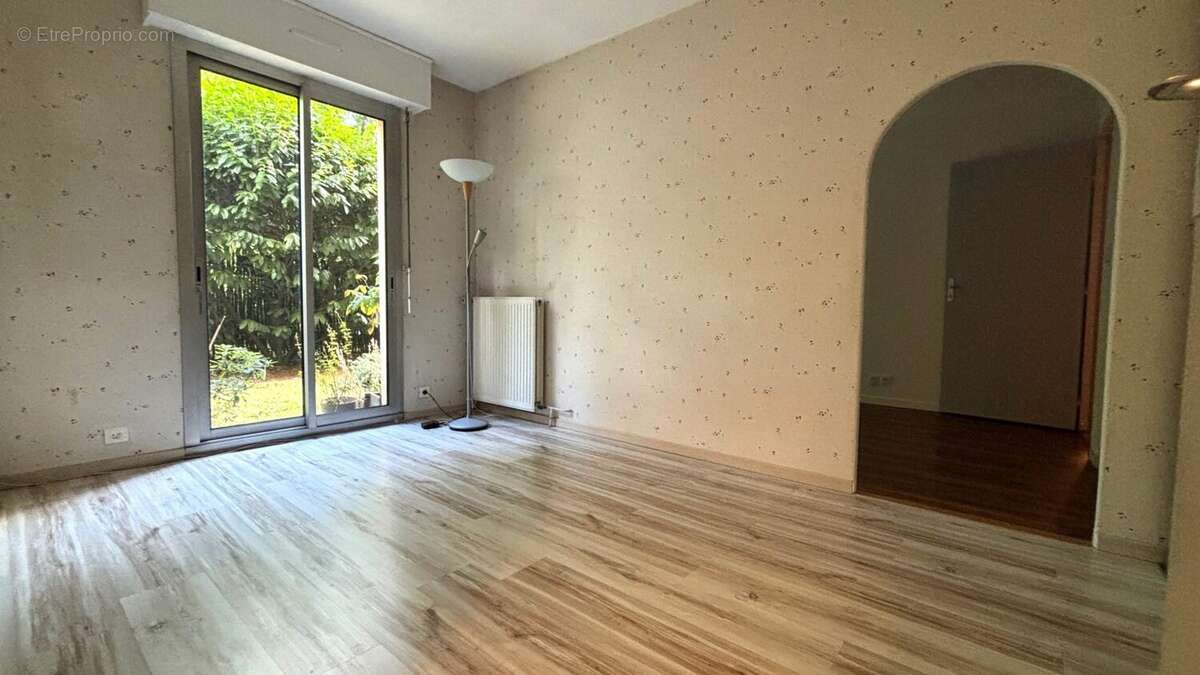 Appartement à MAISONS-ALFORT