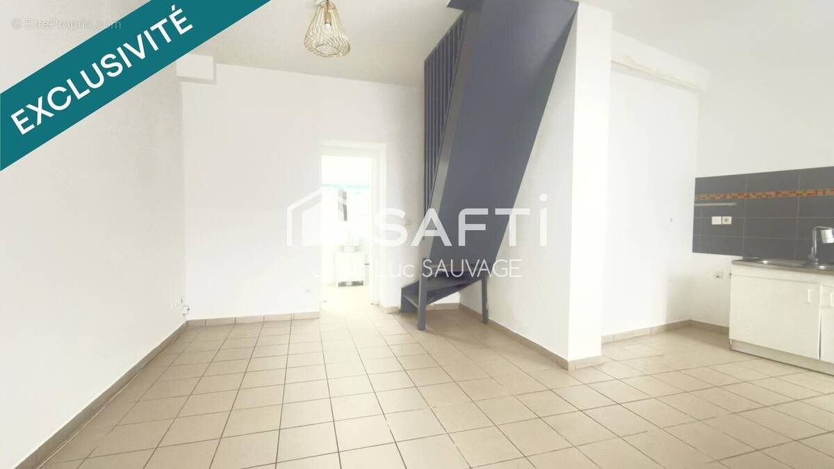 Photo 1 - Maison à CROIX