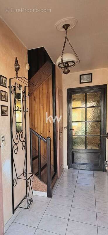 Maison à COMBS-LA-VILLE