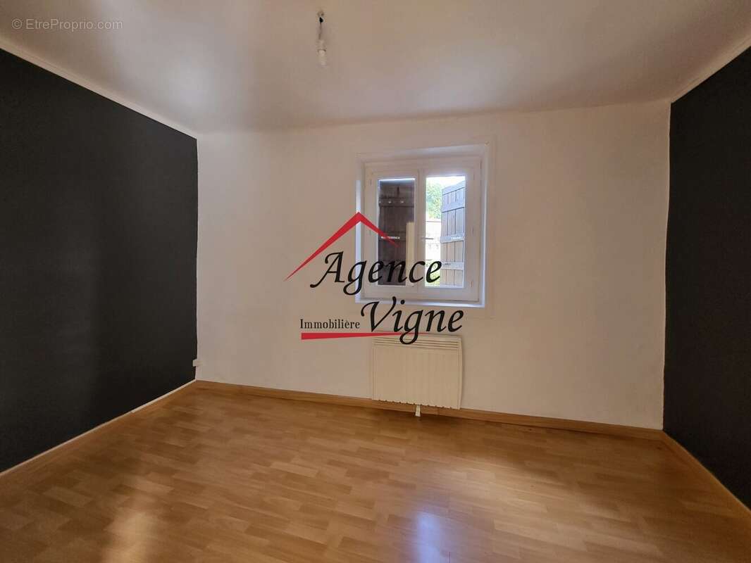 Maison à ROBIAC-ROCHESSADOULE