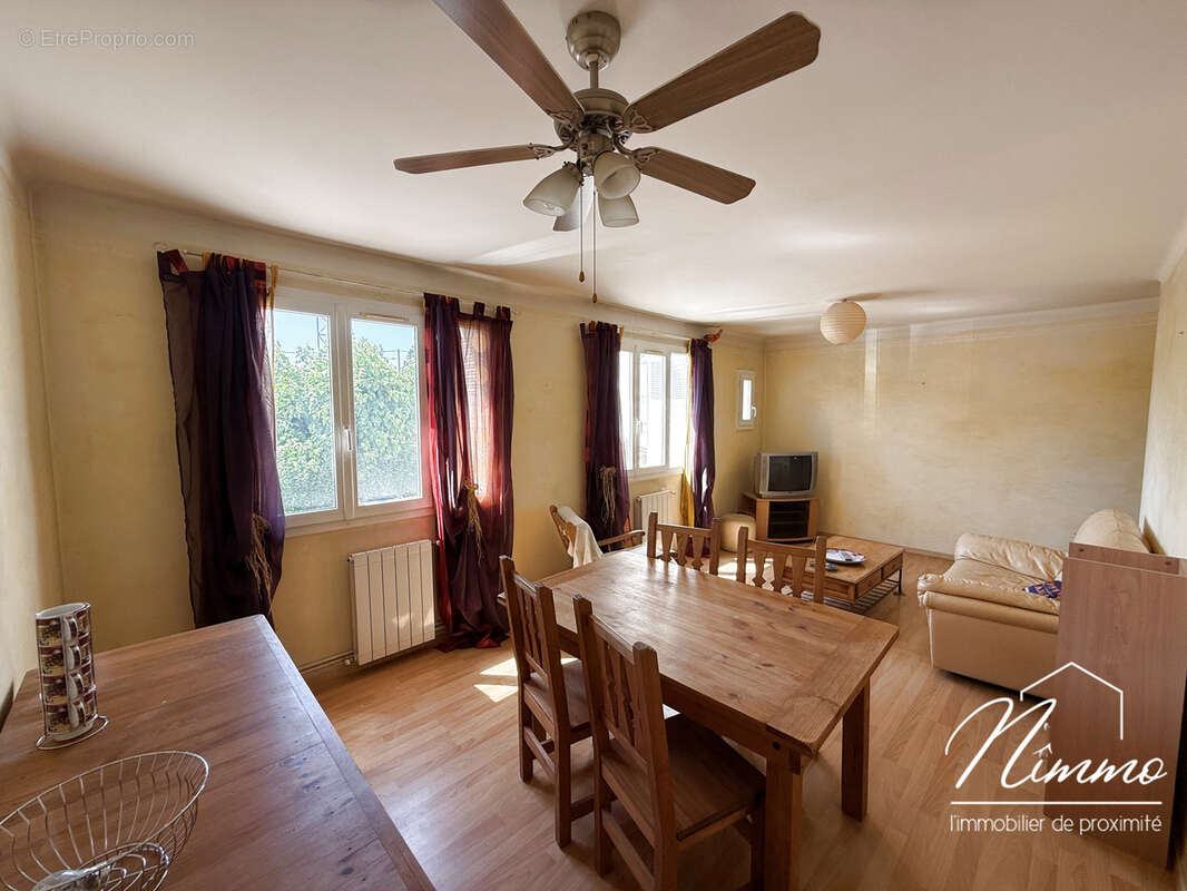 Nimes 7 collines appartement de type 3 avec cave en exclusivite - photo 2