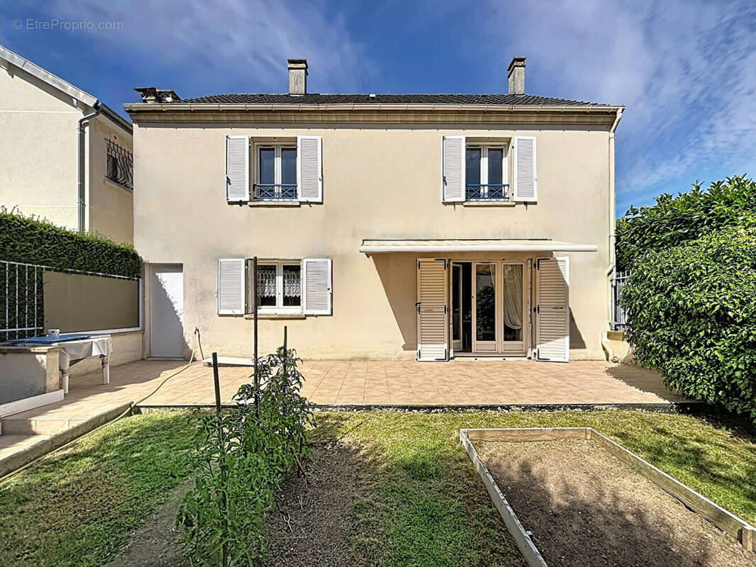 Maison à VITRY-SUR-SEINE