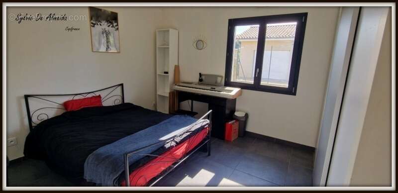 Maison à BAGE-LA-VILLE