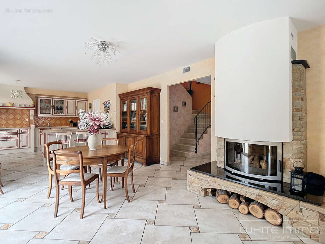 Maison à FRANCHEVILLE