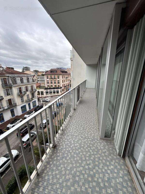 Appartement à AIX-LES-BAINS