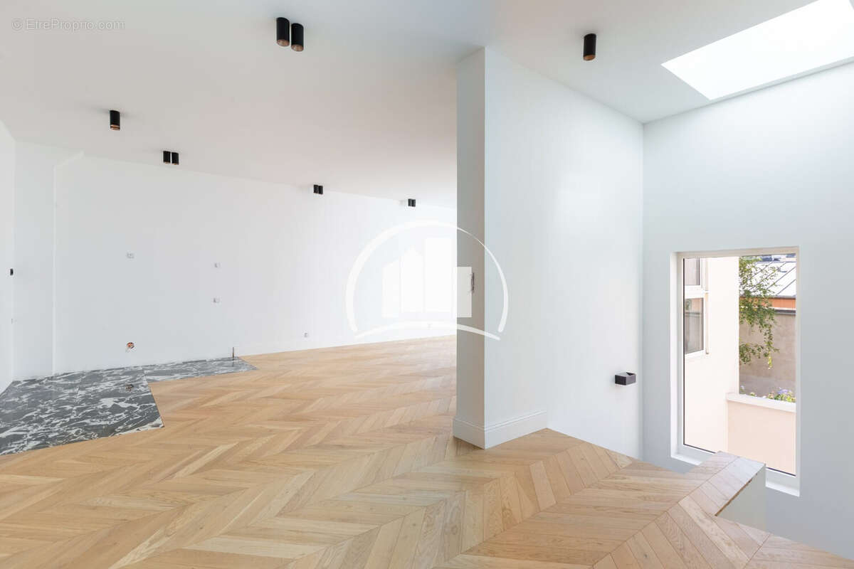 Appartement 78 m² à Charenton-Le-Pont  - photo 3
