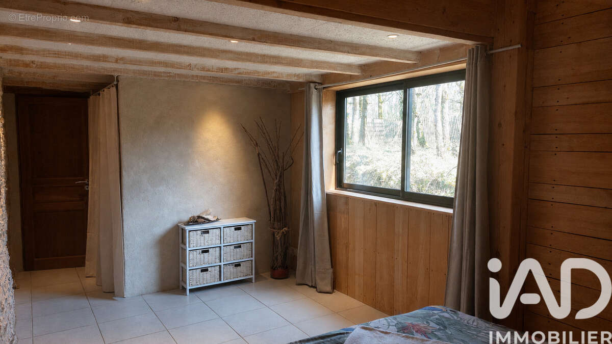 Photo 7 - Maison à PUYLAGARDE