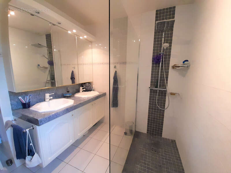 Maison à SAINT-EUTROPE-DE-BORN