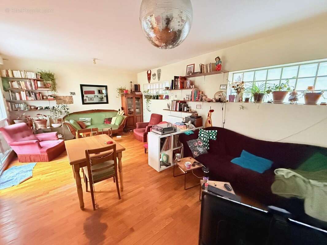 Appartement à SAINT-DENIS