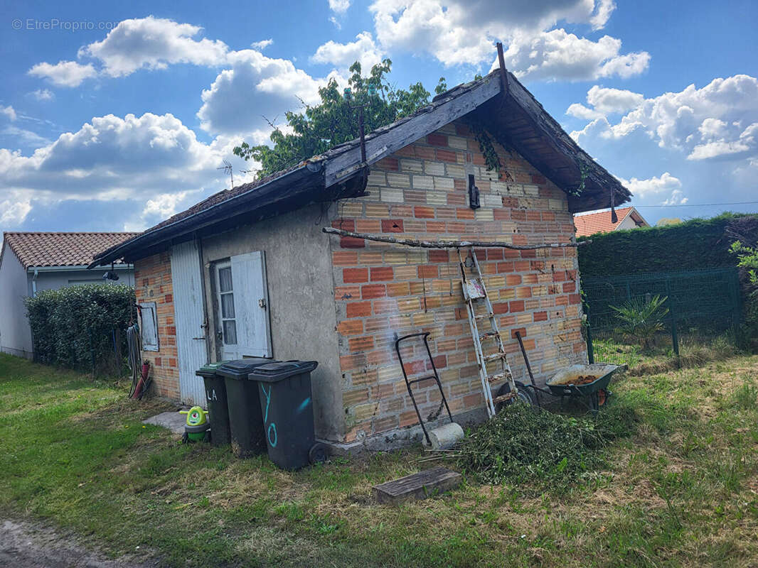 Maison à HOSTENS
