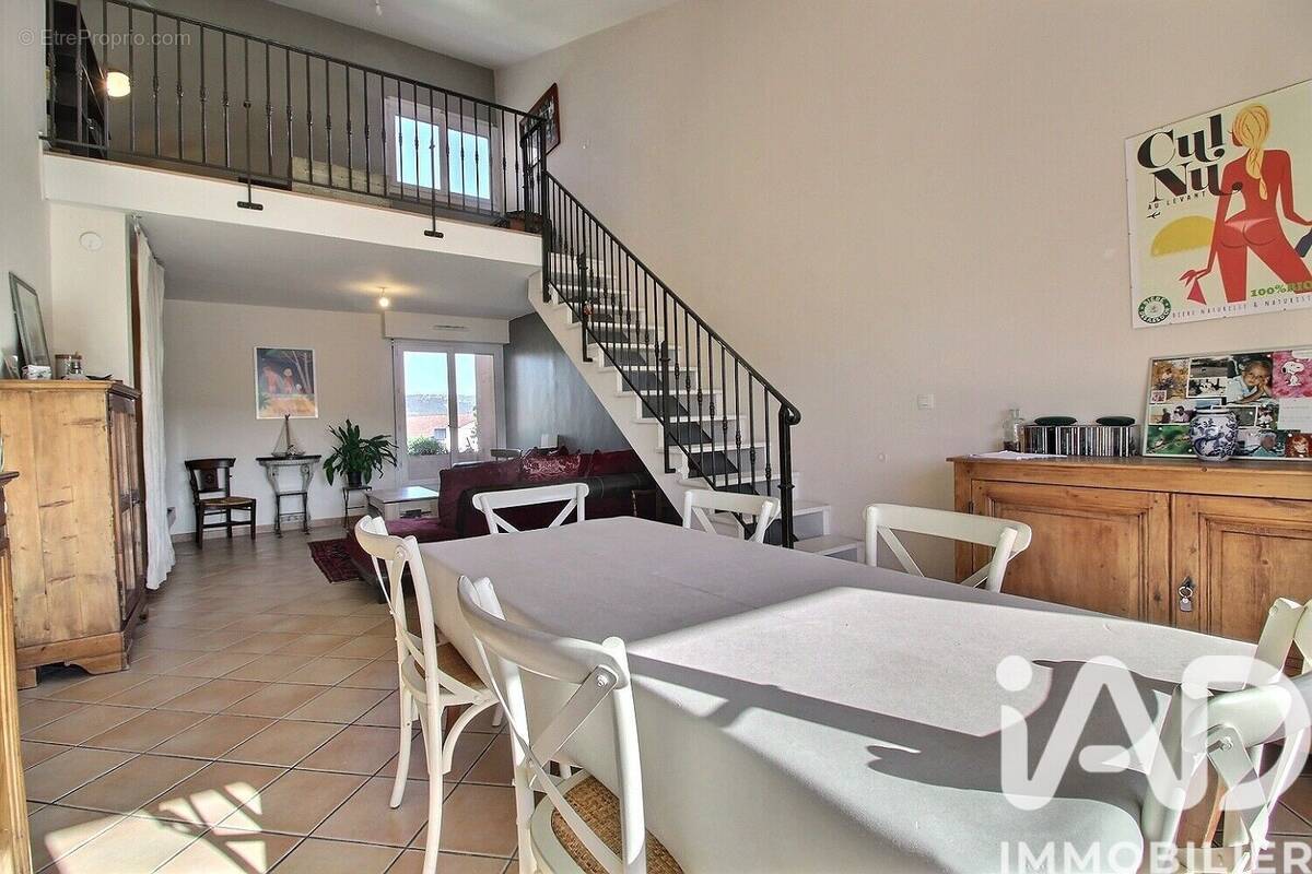 Photo 1 - Appartement à LE BEAUSSET