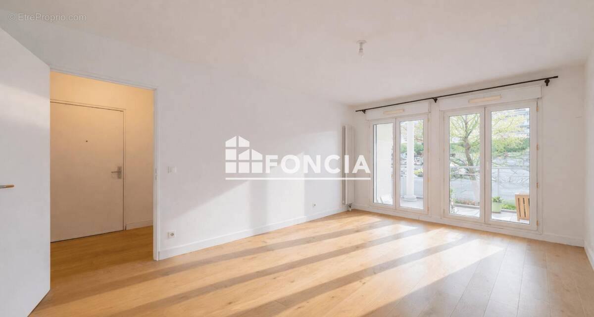 Appartement à CHATILLON