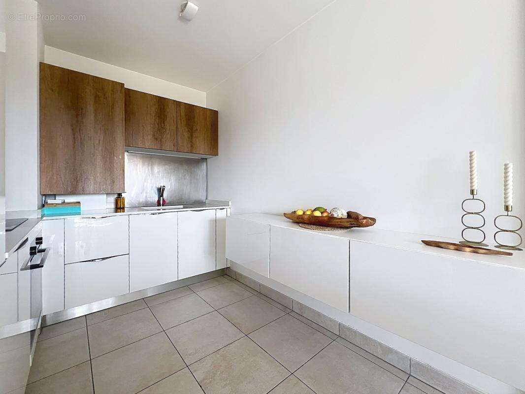 Appartement à LA COLLE-SUR-LOUP