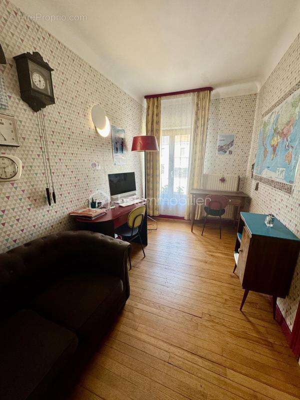 Au cœur de Porcelette  Maison de Village Atypique 260 m², 13 pièces, 7 Chambres, Garage, Terrain de 14 ares - photo 16