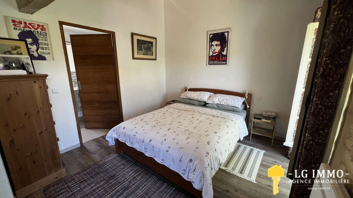 Charentaise de charme rénovée, 5 chambres, gîte,  jardin proche Mirambeau - photo 8