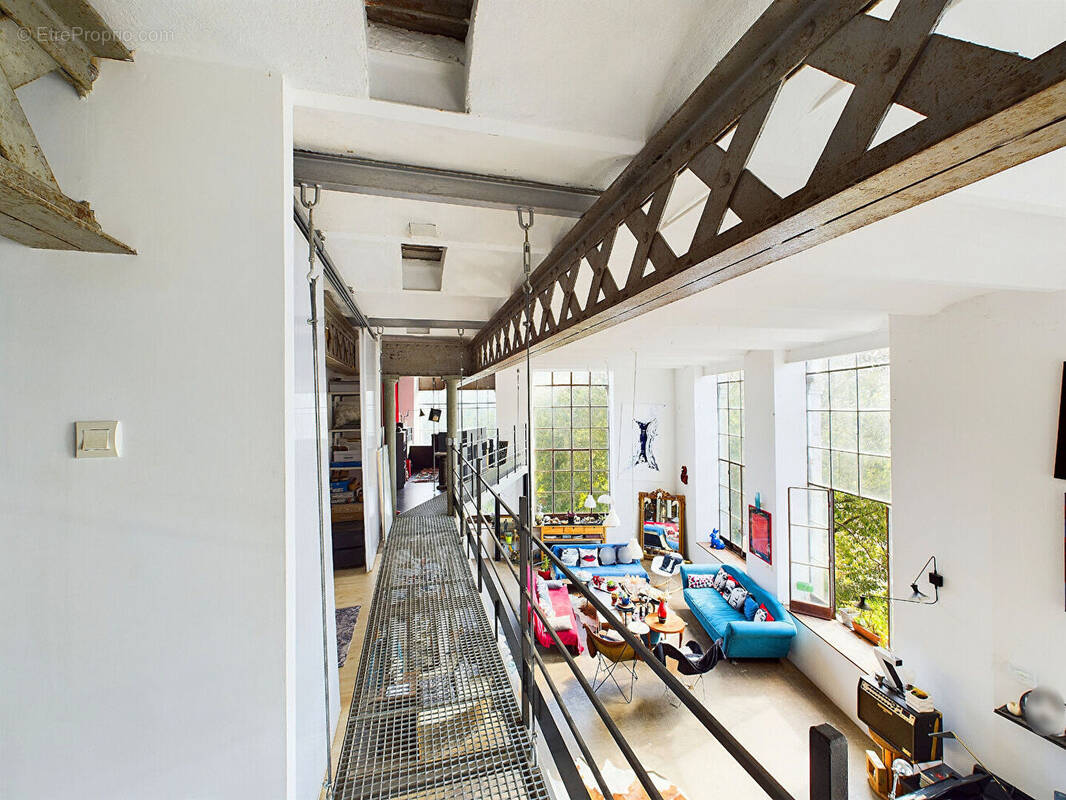 Maison à VILLENEUVE-DE-BERG