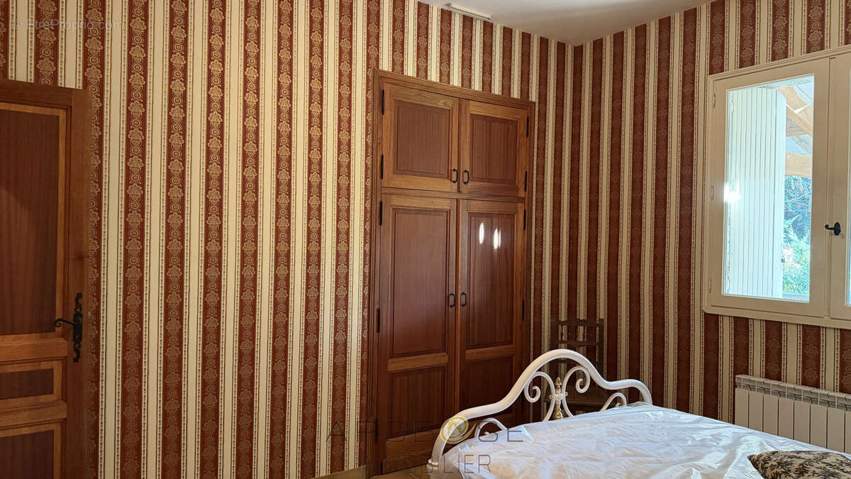Maison à AIGUILLON