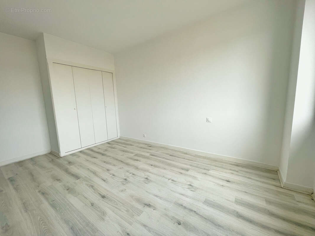 Appartement à SAINT-SYMPHORIEN-D'OZON