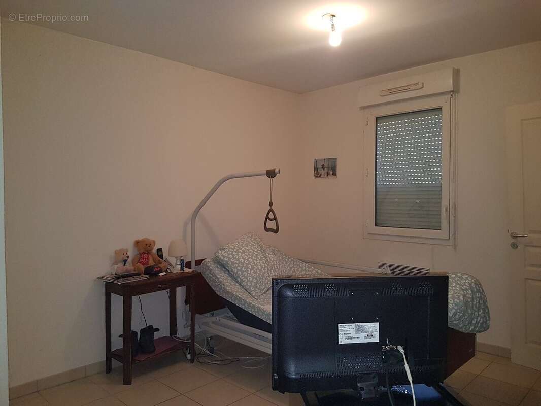 Appartement à LAMALOU-LES-BAINS