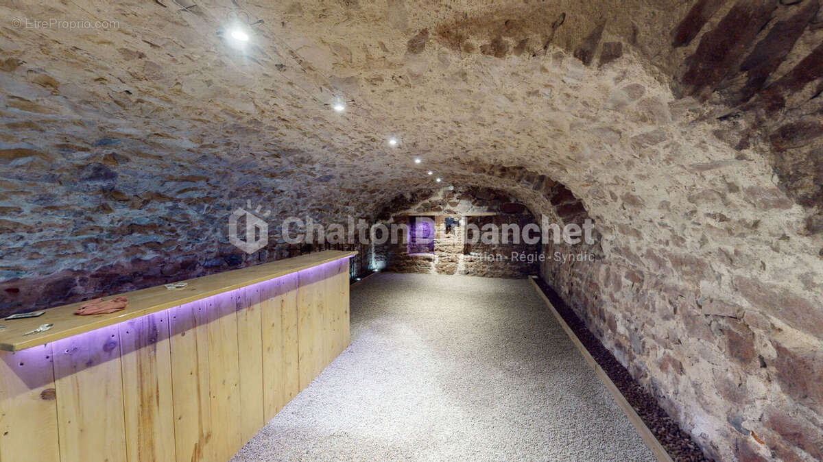 Appartement à LE COTEAU