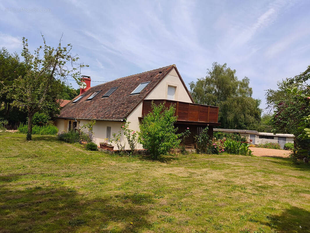 Maison Lamnay 6 pièce(s) 121.31 m2 - photo 2