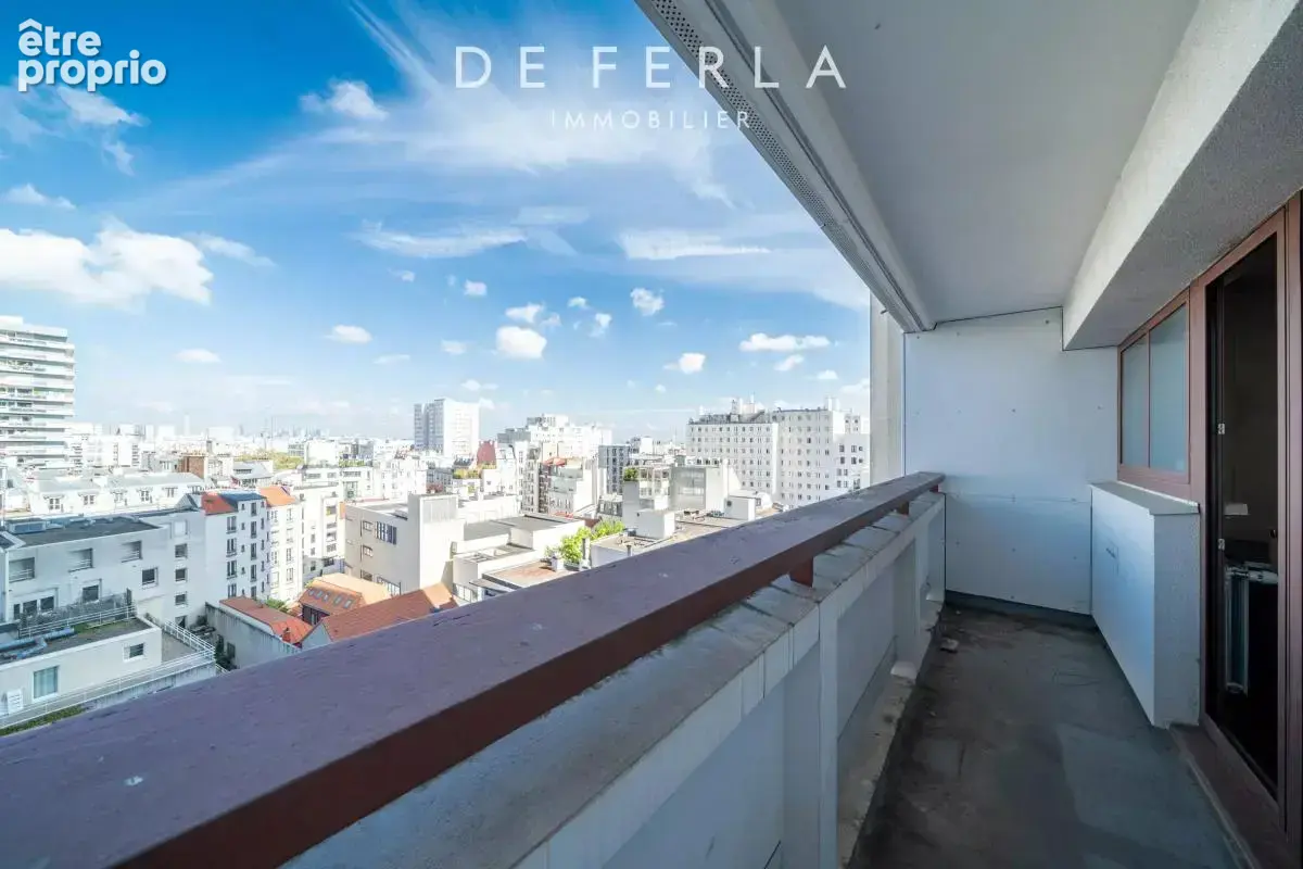 Appartement lumineux au 8è étage — 114 m² à réinventer entièrement - photo 7
