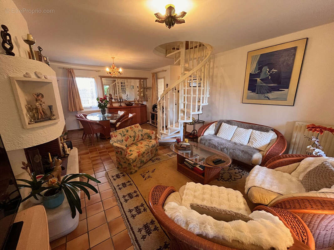 Appartement à SANARY-SUR-MER