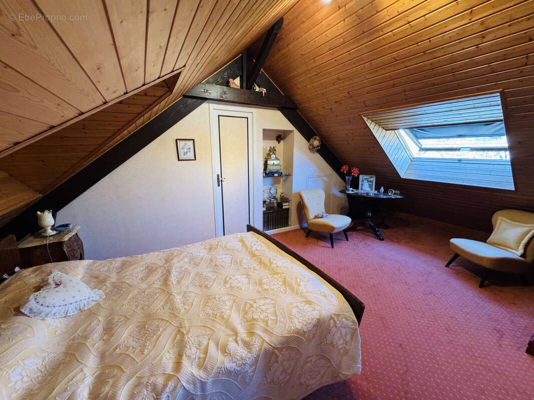 Maison à FERRIERES-EN-GATINAIS