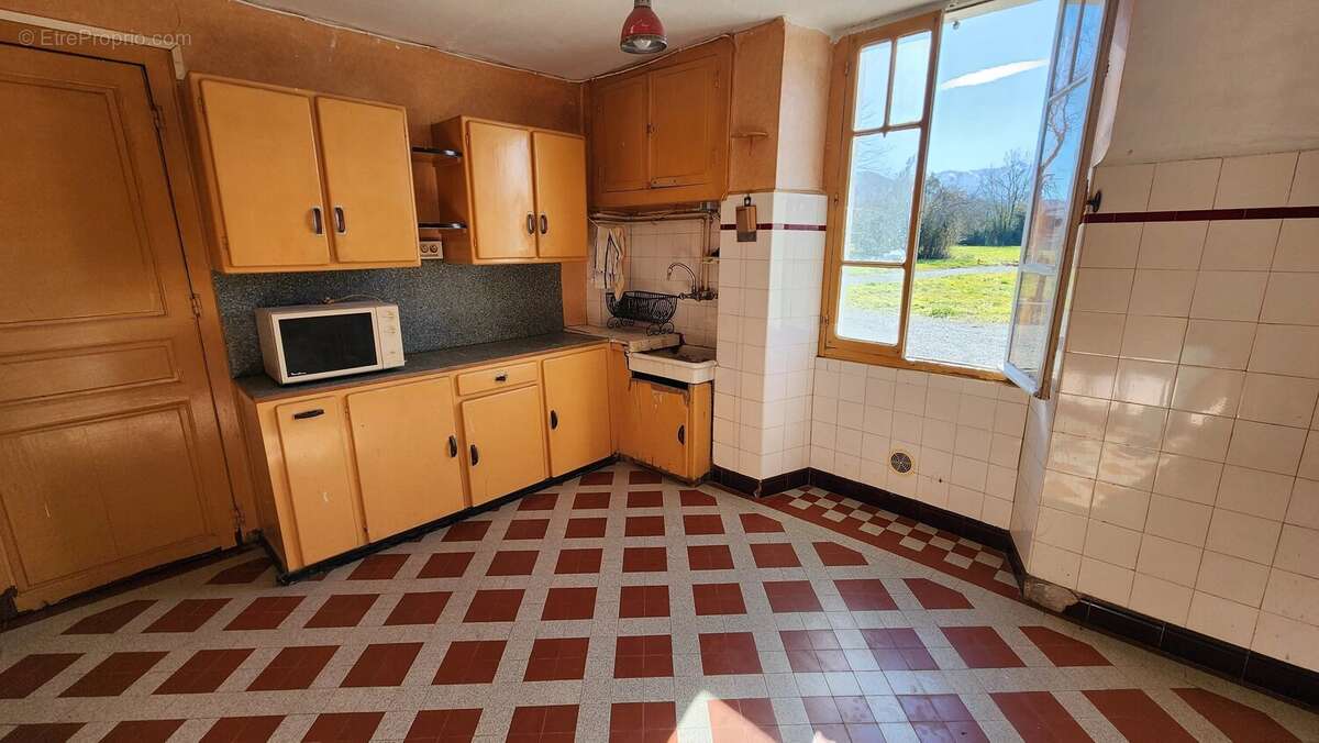Appartement à ASSON