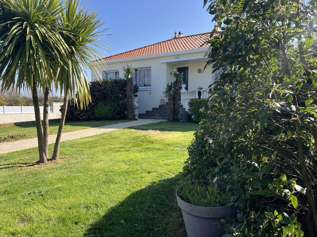 Maison à SAINTE-FOY