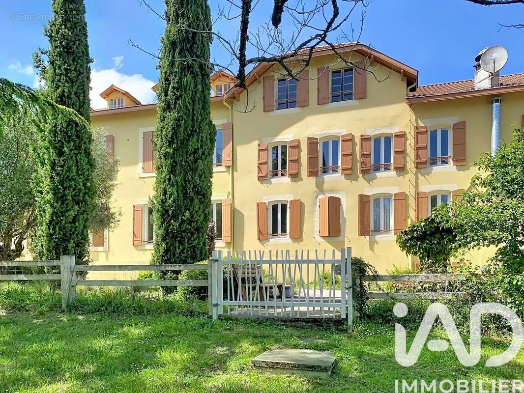 Photo 5 - Commerce à CAZAUBON