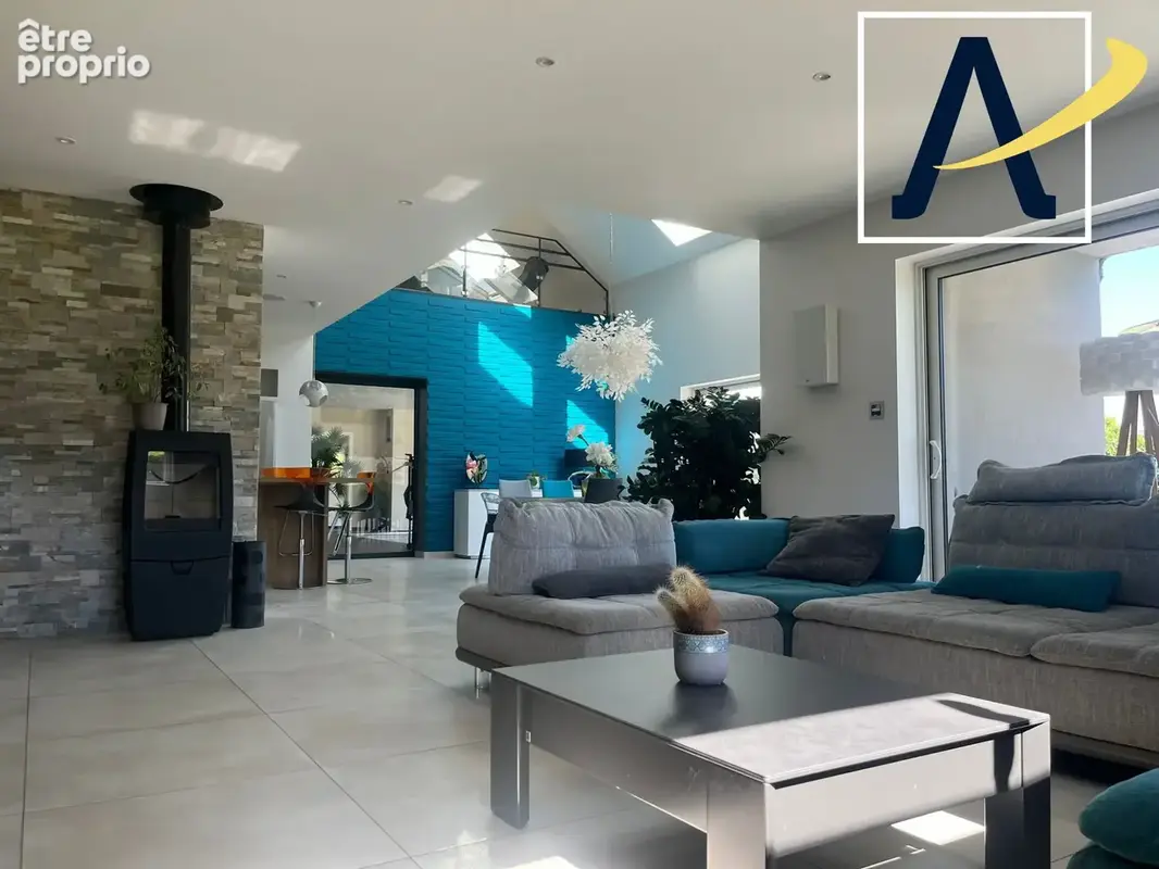 Maison 7 pièces 245 m² à vendre à Sainte-Marie (25113) - photo 2