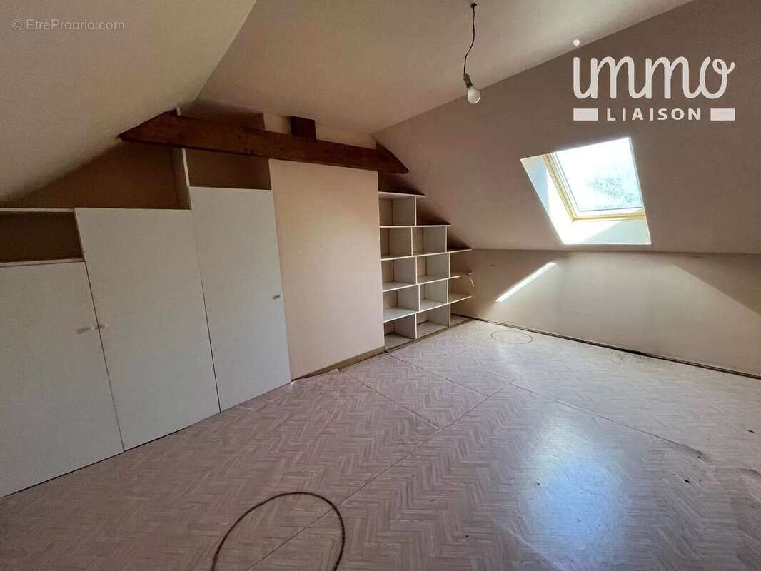 Maison à LES TOUCHES