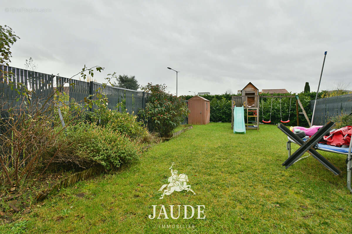 Maison mitoyenne (2018) de 121 m2 avec jardin clos   Cébazat - photo 13