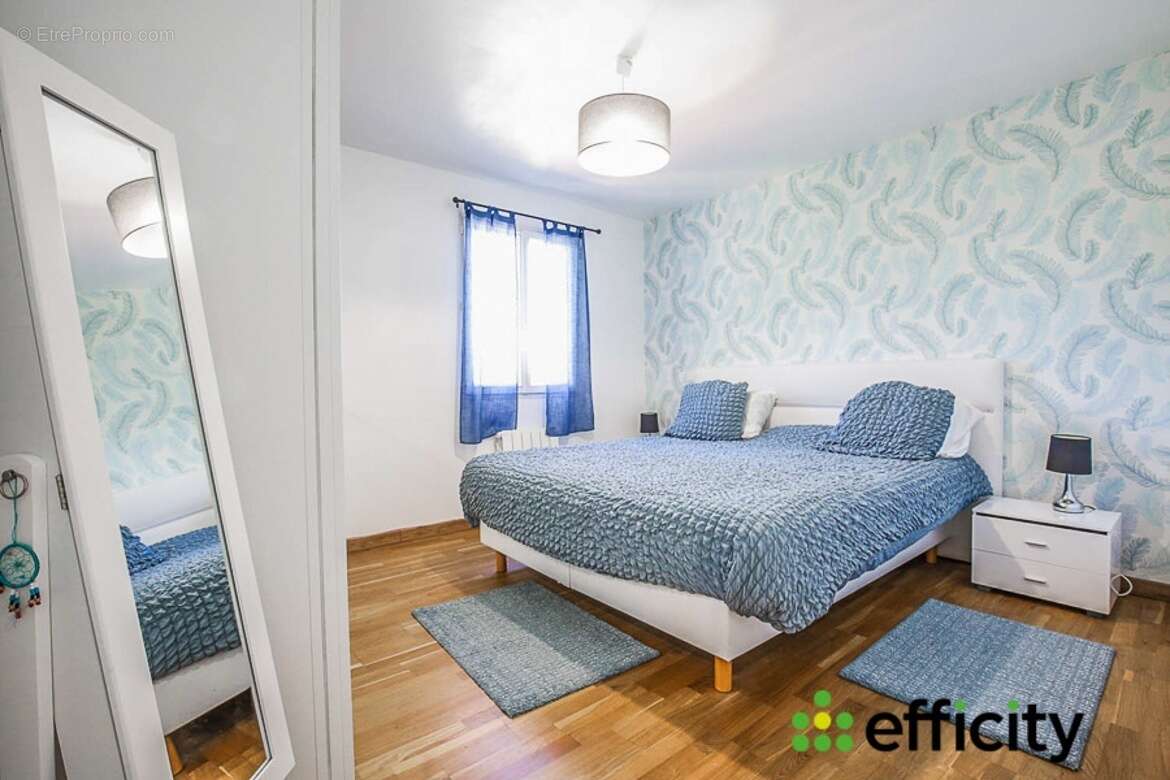 Maison à MANTES-LA-VILLE