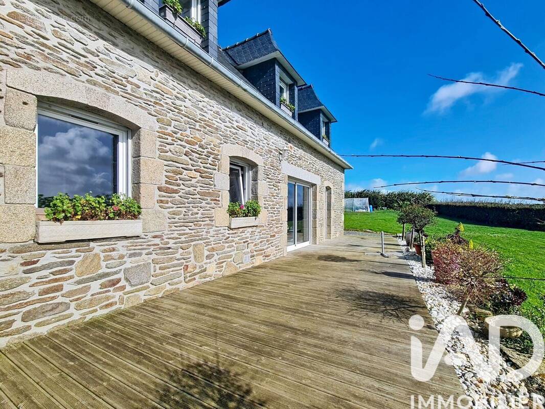 Photo 1 - Maison à PLOUGONVELIN