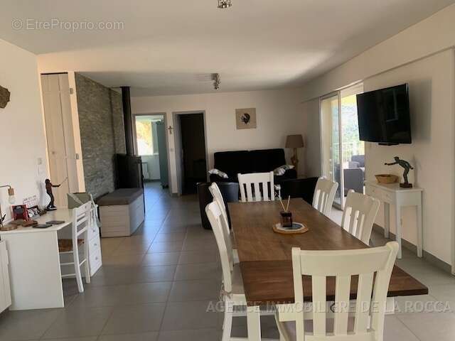 Maison 130 m² à Arbellara  - photo 3