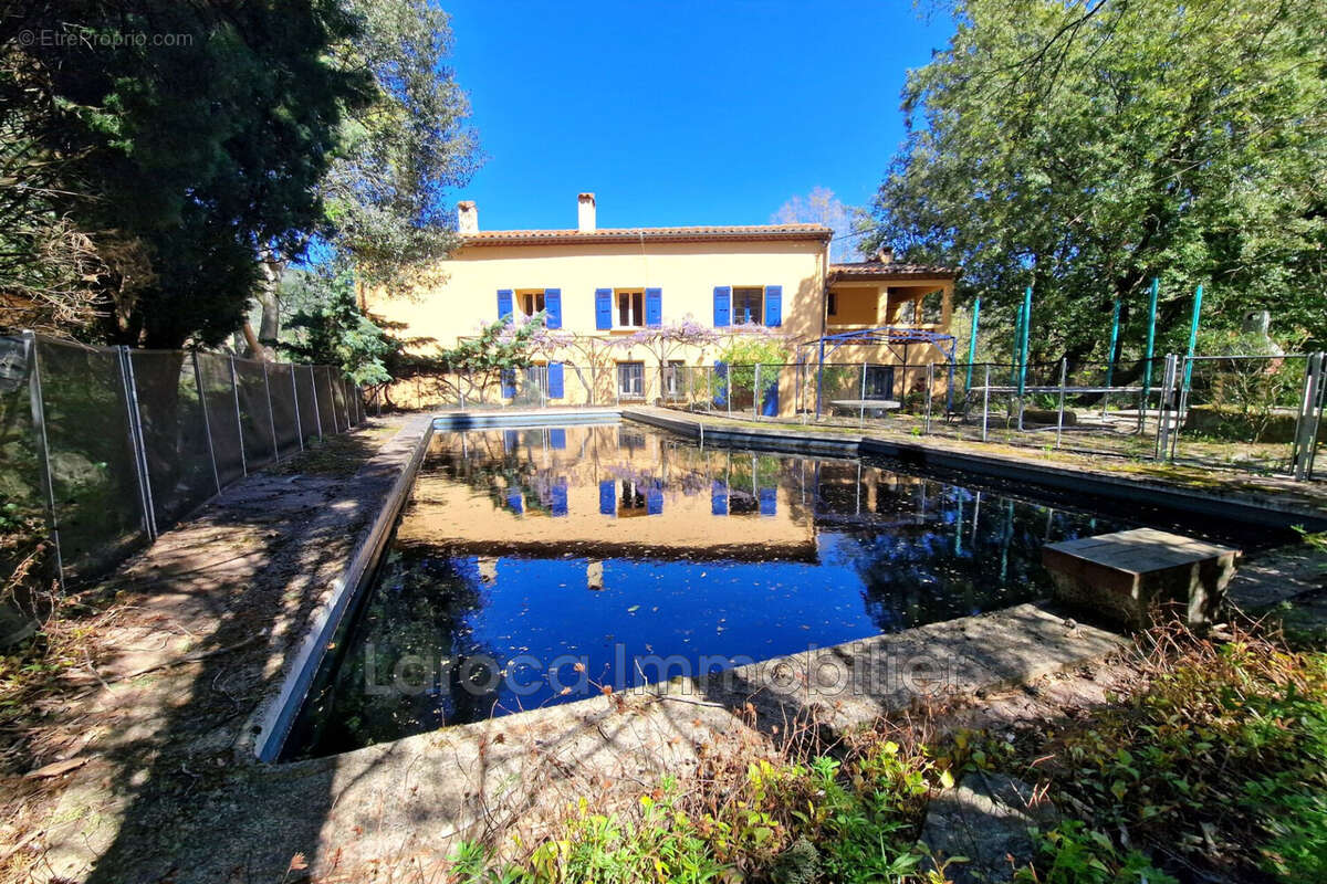 Maison à ARLES-SUR-TECH